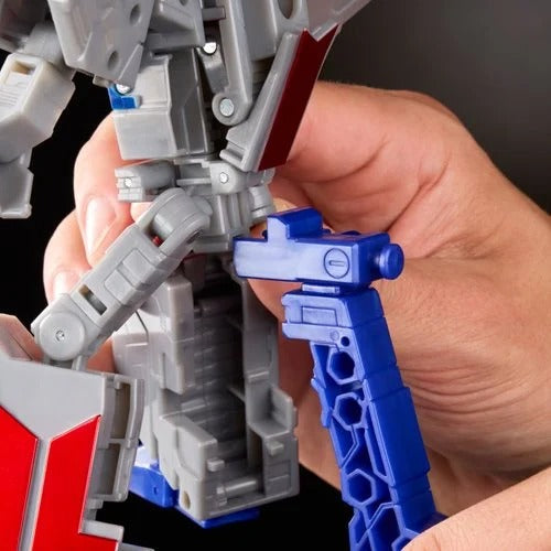 Transformers Icons Voyager Class Optimus Prime Action Figure