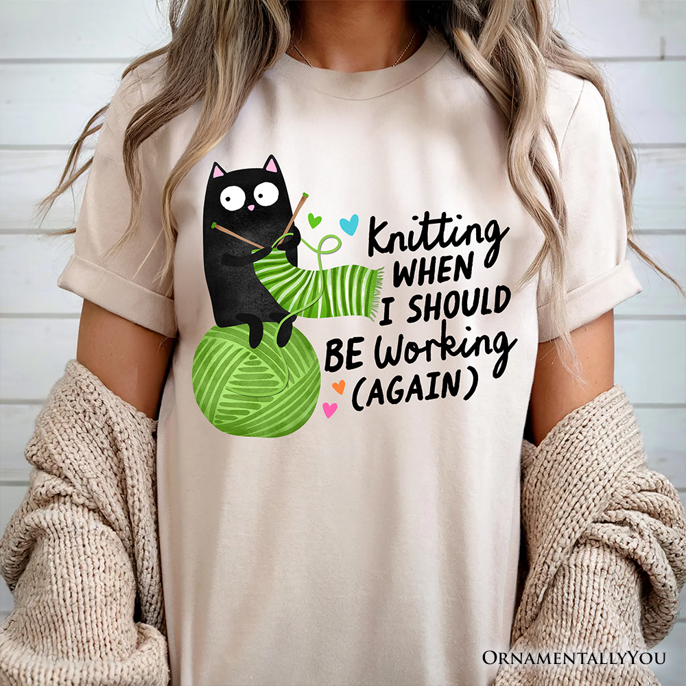 Knitting Black Cat Cute T-Shirt, Funny Working Crafter Phrase Tee