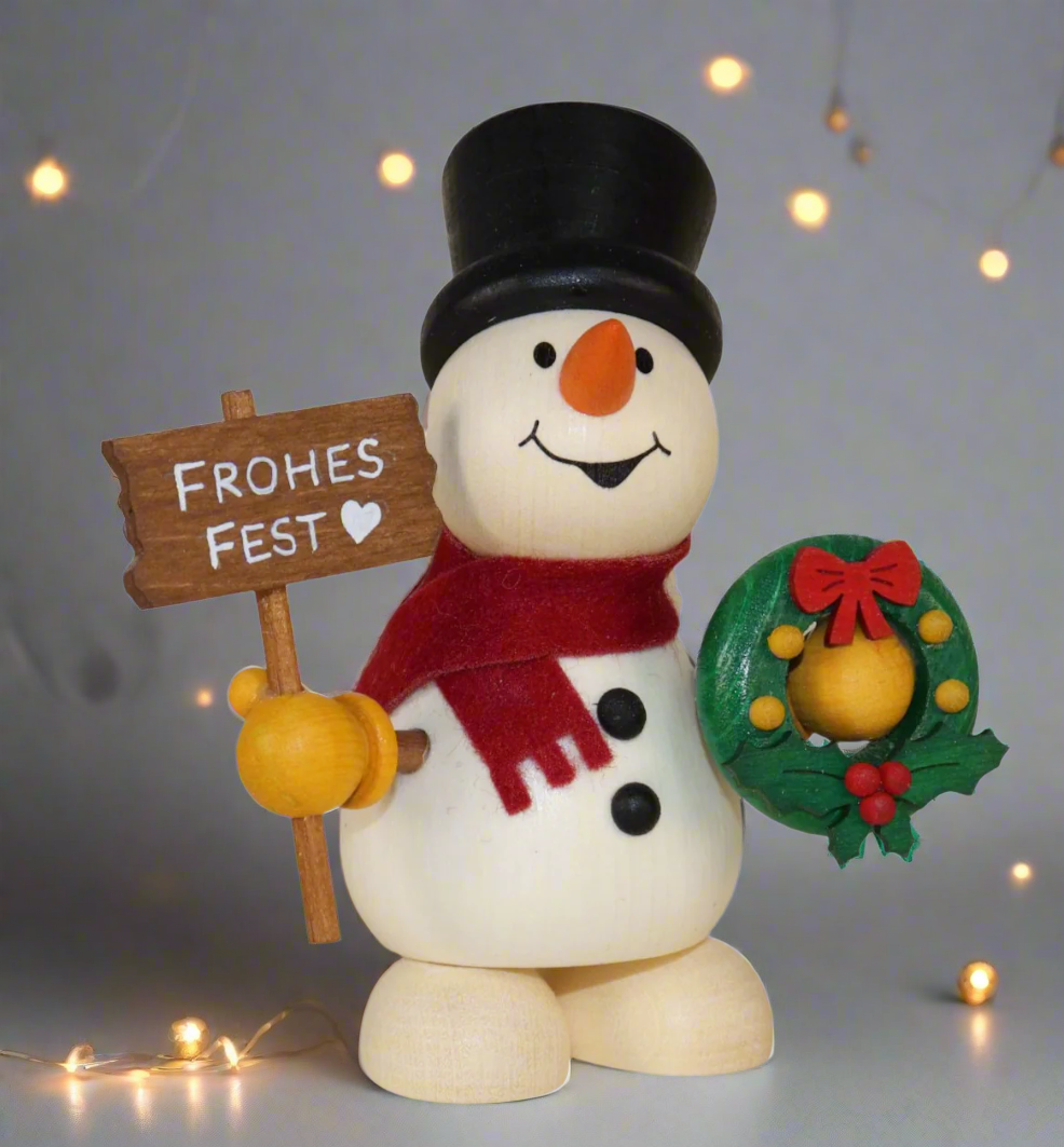 Weihnachtsmann Collectibles - Large Snowman with  Wreath